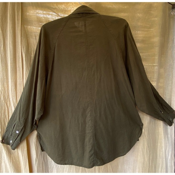 Aritzia Button Up - Picture 9 of 14